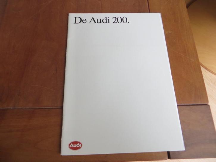 Folder Audi 200 Turbo, Audi 200 Quattro, Audi 200 Avant 1990, Boeken, Auto's | Folders en Tijdschriften, Zo goed als nieuw, Audi