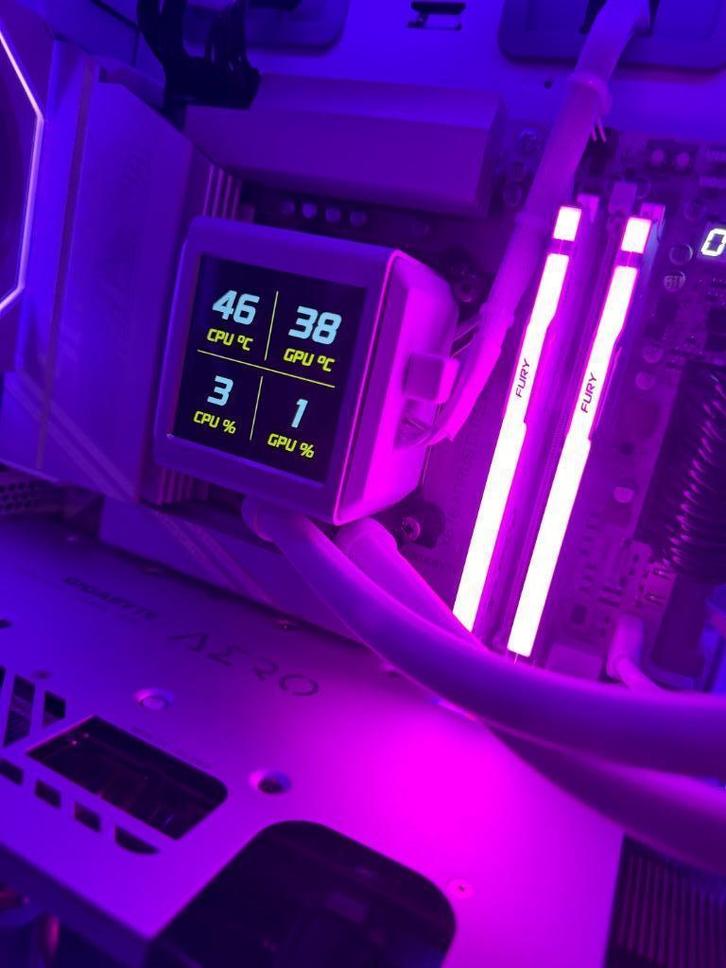 Luxe high end game pc, Computers en Software, Desktop Pc's, Zo goed als nieuw, 4 Ghz of meer, SSD, 32 GB, Ophalen