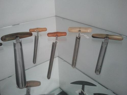 Wie heeft ze nog: Oude/antieke kaasboren  Ik verzamel ze, Antiek en Kunst, Curiosa en Brocante, Ophalen of Verzenden
