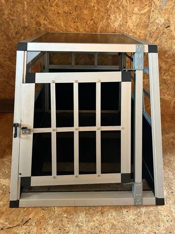 Bench / reisbench voor kleine hond beschikbaar voor biedingen