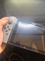 Nintendo Switch - complete set, Gebruikt, Lenn hodes, Met 2 controllers, Ophalen of Verzenden