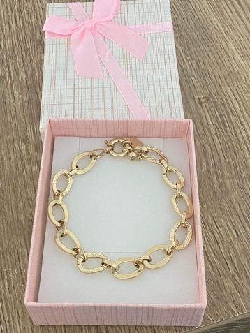 14 karaat gouden armband  beschikbaar voor biedingen
