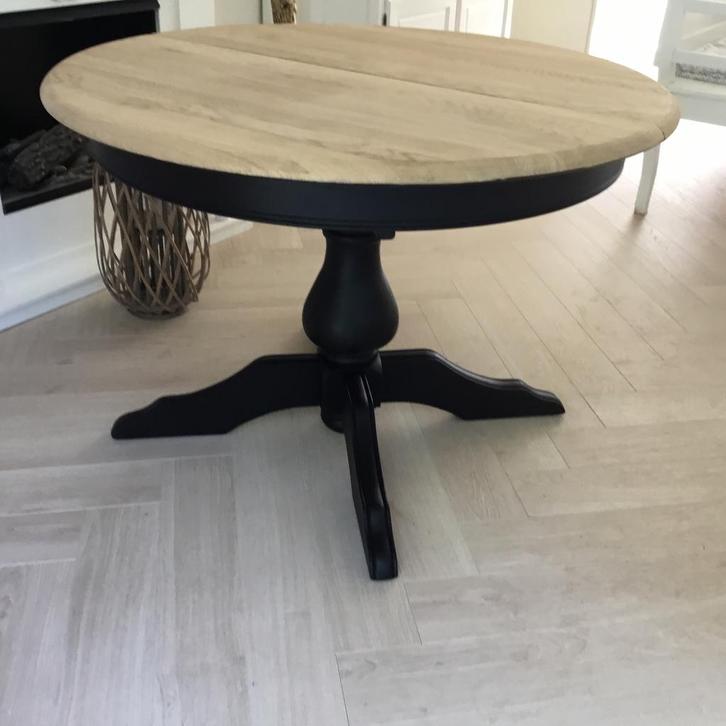 Ronde uitschuifbare bolpoot eettafel in landelijke style, Huis en Inrichting, Tafels | Eettafels, Zo goed als nieuw, 100 tot 150 cm