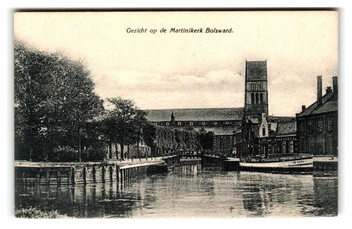 Bolsward, Gezicht op de Martinikerk, Verzamelen, Ansichtkaarten | Nederland, Ongelopen, Friesland, 1920 tot 1940, Verzenden