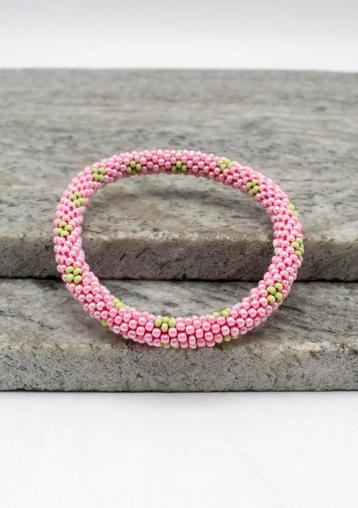 Glaskralen armband - roze en groen - RB215 beschikbaar voor biedingen