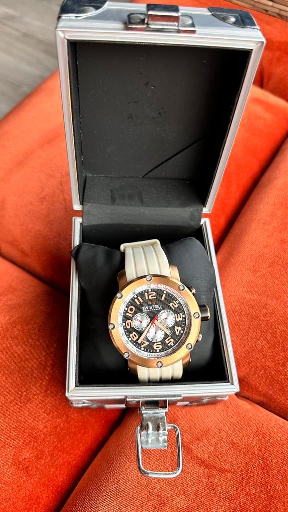 TW Steel TW606 A1GP Chronograaf – Limited Motorsport Era, Sieraden, Tassen en Uiterlijk, Horloges | Heren, Zo goed als nieuw, Polshorloge
