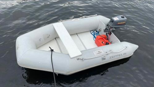 Canadese rubberboot 260 met 4pk buitenboordmotor, Watersport en Boten, Rubberboten, Zo goed als nieuw, Overige merken, Hout, Minder dan 70 pk