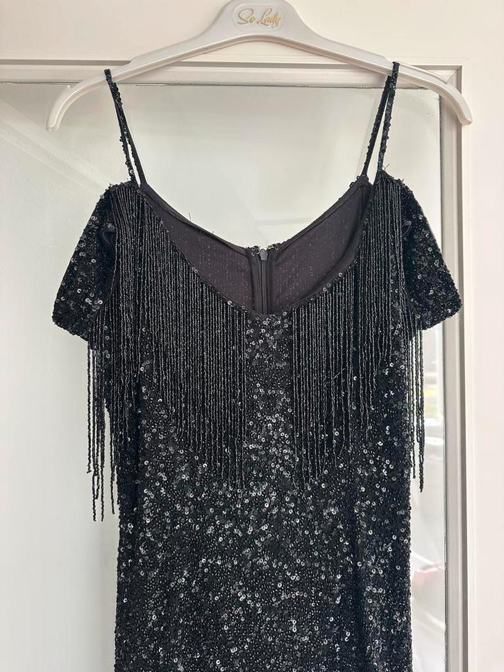 Zwarte pailletten jurk maat M/L, Kleding | Dames, Jurken, Zo goed als nieuw, Maat 42/44 (L), Zwart, Onder de knie, Ophalen of Verzenden