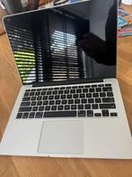 Macbook Pro 13 inch early 2015 met hoesjes, Computers en Software, Apple Macbooks, Ophalen of Verzenden, Gebruikt, 13 inch, 2 tot 3 Ghz
