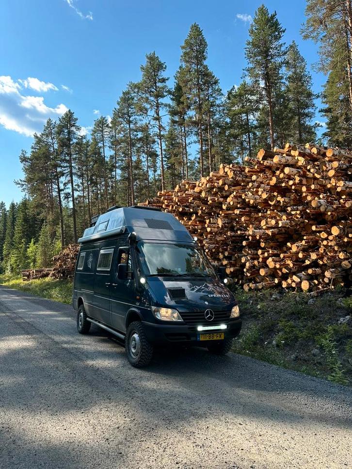 4x4 Mercedes Sprinter camper (ex overheid), Caravans en Kamperen, Campers, Particulier, tot en met 2, Buscamper of Camperbus, Mercedes-Benz