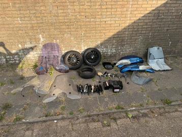 Vespa / Zip onderdelen beschikbaar voor biedingen