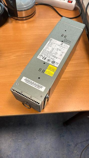 IBM voeding voor P570 39J2779 beschikbaar voor biedingen