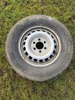 Set van 4 winterbanden Michelin 235/65R16C, Ophalen, Zo goed als nieuw