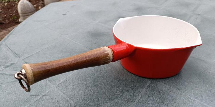 FE BELGIUM DESCOWARE Space Age gietijzer steelpan Ø16 (G19), Huis en Inrichting, Keuken | Potten en Pannen, Gebruikt, Kookpan of Snelkookpan