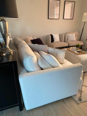 Witte Stoffen Bank - 4+ Personen van Crate & Barrel beschikbaar voor biedingen