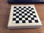 Houten spellendoos (17 x 17 cm) met oa schaak en backgammon, Hobby en Vrije tijd, Ophalen of Verzenden