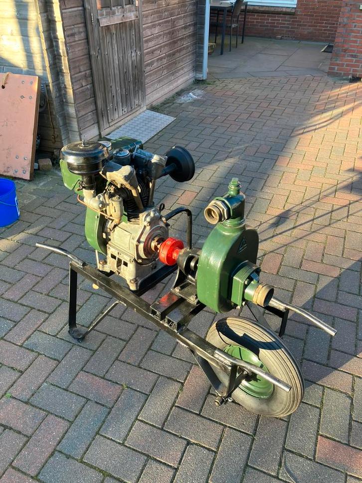 Stork Waterpomp met Bernard W10 Motor, Tuin en Terras, Waterpompen, Gebruikt, Handmatig, Ophalen