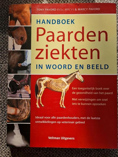 T. Pavord - Handboek paardenziekten, in woord en beeld, Dieren en Toebehoren, Paarden en Pony's | Overige Paardenspullen, Zo goed als nieuw