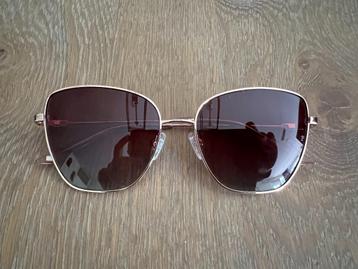 Multiopticas dames zonnebril beschikbaar voor biedingen