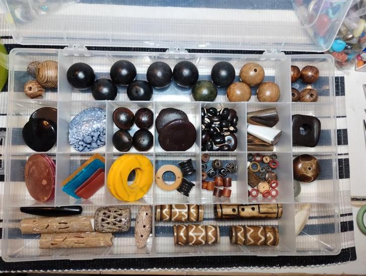 speksteenkralen, zaden, schelp hangers, been & harskralen, Hobby en Vrije tijd, Kralen en Sieraden maken, Nieuw, Hanger, Ophalen of Verzenden