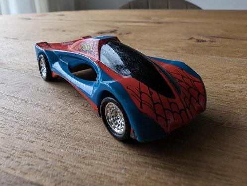 Spiderman auto van TM &2004 Marvel, Hobby en Vrije tijd, Modelauto's | Overige schalen, Gebruikt, Auto, Ophalen of Verzenden