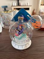 Disney icon mickey space mountain ornament, Ophalen of Verzenden, Mickey Mouse, Zo goed als nieuw, Beeldje of Figuurtje