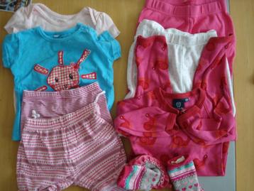 babykleding 68, rose beschikbaar voor biedingen