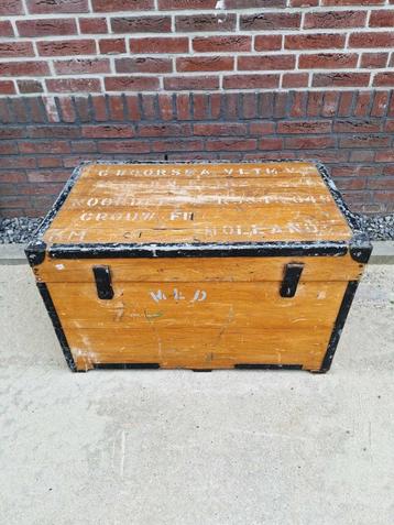Toffe en stoere kist van de De Marine Luchtvaartdienst. beschikbaar voor biedingen