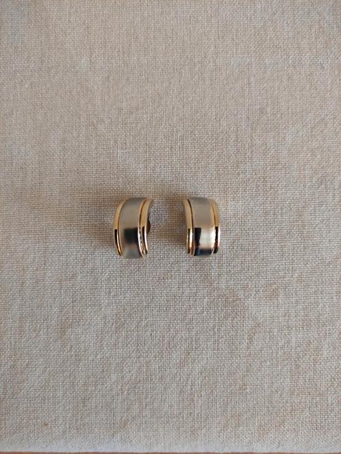 Vintage goud en zilverkleurige clip oorbellen., Sieraden, Tassen en Uiterlijk, Oorbellen, Zo goed als nieuw, Overige materialen