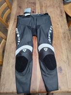 Rev'it Tarmac Heren motorbroek zwart wit maat 56 nieuw, Motoren, Kleding | Motorkleding, Broek | leer, Heren, REV’IT!, Ophalen