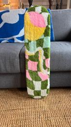Handmade tufted skateboard, Ophalen