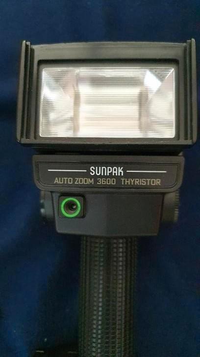 Sunpack Auto Zoom 3600 Thrysistor Flitser met r.s. MX-5, Audio, Tv en Foto, Fotografie | Flitsers, Zo goed als nieuw, Overige merken