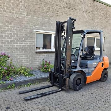 TOYOTA 02-8FDF25 Diesel Heftruck beschikbaar voor biedingen