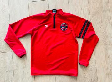 Voetbalclub ARC, trainings shirt in maat 176, (XL junior) beschikbaar voor biedingen