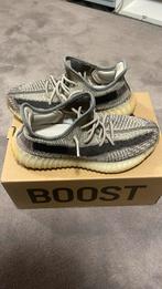 Originele yeezy 350 schoenen maat 40 2/3, Kleding | Heren, Schoenen, Overige kleuren, Ophalen of Verzenden, Sneakers of Gympen
