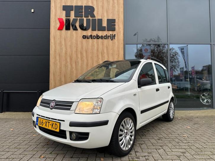 Fiat PANDA 1.2 Class / airco / Pano, Auto's, Fiat, Bedrijf, Panda, ABS, Airbags, Airconditioning, Bluetooth, Centrale vergrendeling