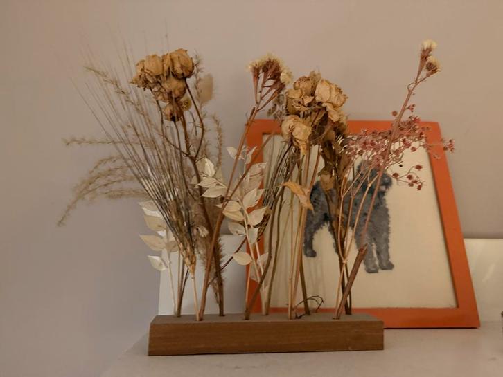 Droogbloemen in houten houder, Huis en Inrichting, Woonaccessoires | Droogbloemen, Zo goed als nieuw, Ophalen of Verzenden
