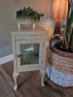 Vintage kastje met glazen deur, Huis en Inrichting, 45 tot 60 cm, Minder dan 55 cm, Gebruikt, Vintage