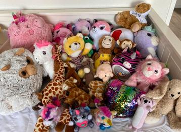 Knuffels beschikbaar voor biedingen