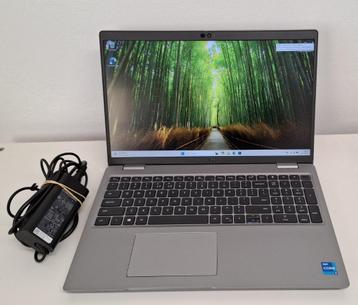 Dell latitude 5520, Windows 11, Office 2021 beschikbaar voor biedingen