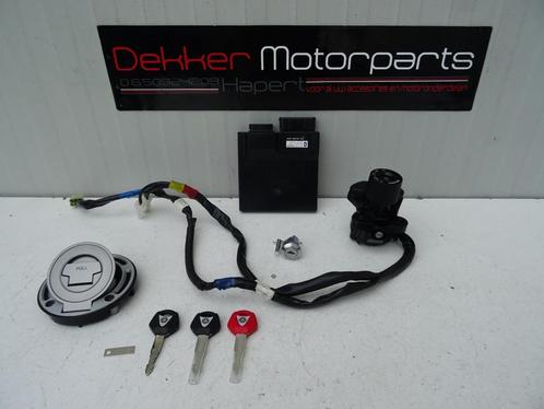 Complete Slotenset Sloten set + ECU Yamaha YZF R1 2017 RN49, Motoren, Onderdelen | Overige, Ophalen of Verzenden