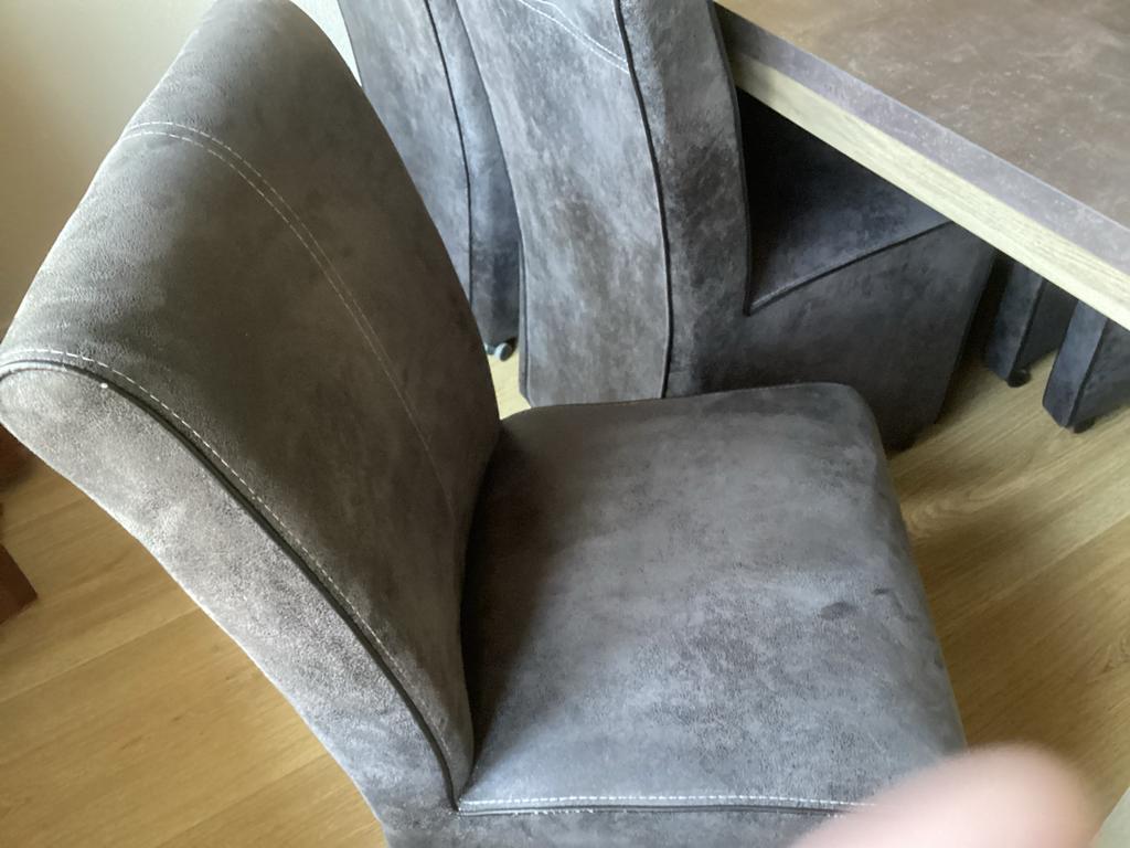 Eethoek met stoelen, Ophalen