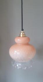 vintage glazen florale hanglamp in roze pastel kleur, Vintage, Ophalen of Verzenden, Minder dan 50 cm, Glas