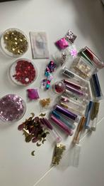 Knutsel materiaal - glitters etc, Hobby en Vrije tijd, Knutselen, Ophalen of Verzenden, Zo goed als nieuw, Materiaal