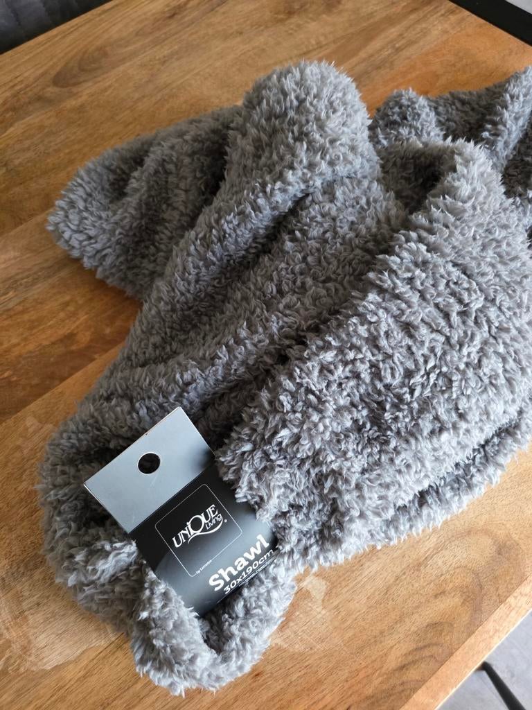 Sjaal nieuw - Perfect voor de winter!, Unique Living, Ophalen of Verzenden, Nieuw, Sjaal