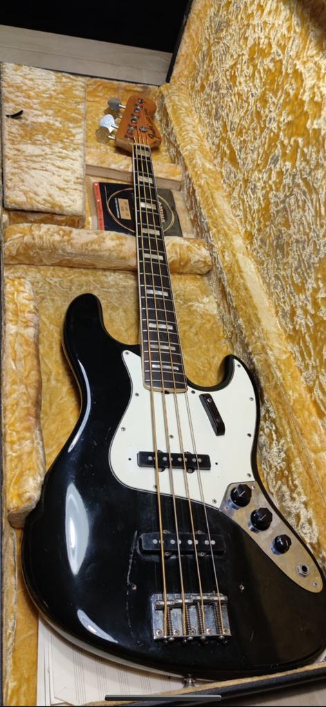 1972 Fender Jazz Bass Black, Muziek en Instrumenten, Snaarinstrumenten | Gitaren | Bas, Gebruikt, Ophalen of Verzenden