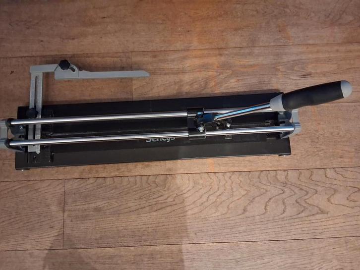 Sencys Tegelsnijder, Doe-het-zelf en Verbouw, Gereedschap | Handgereedschap, Zo goed als nieuw, Ophalen