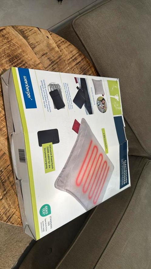 Warmtekussen met powerbank, Huis en Inrichting, Woonaccessoires | Kussens, Nieuw, Ophalen