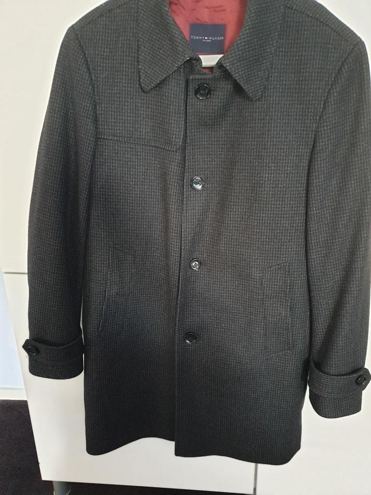 TOMMY HILFIGER  heren, Kleding | Heren, Heren-kledingpakketten, Zo goed als nieuw, Maat 48/50 (M), Ophalen