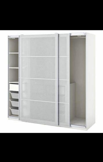 IKEA PAX kledingkast – wit met schuifdeuren (2m x 2,35m) beschikbaar voor biedingen